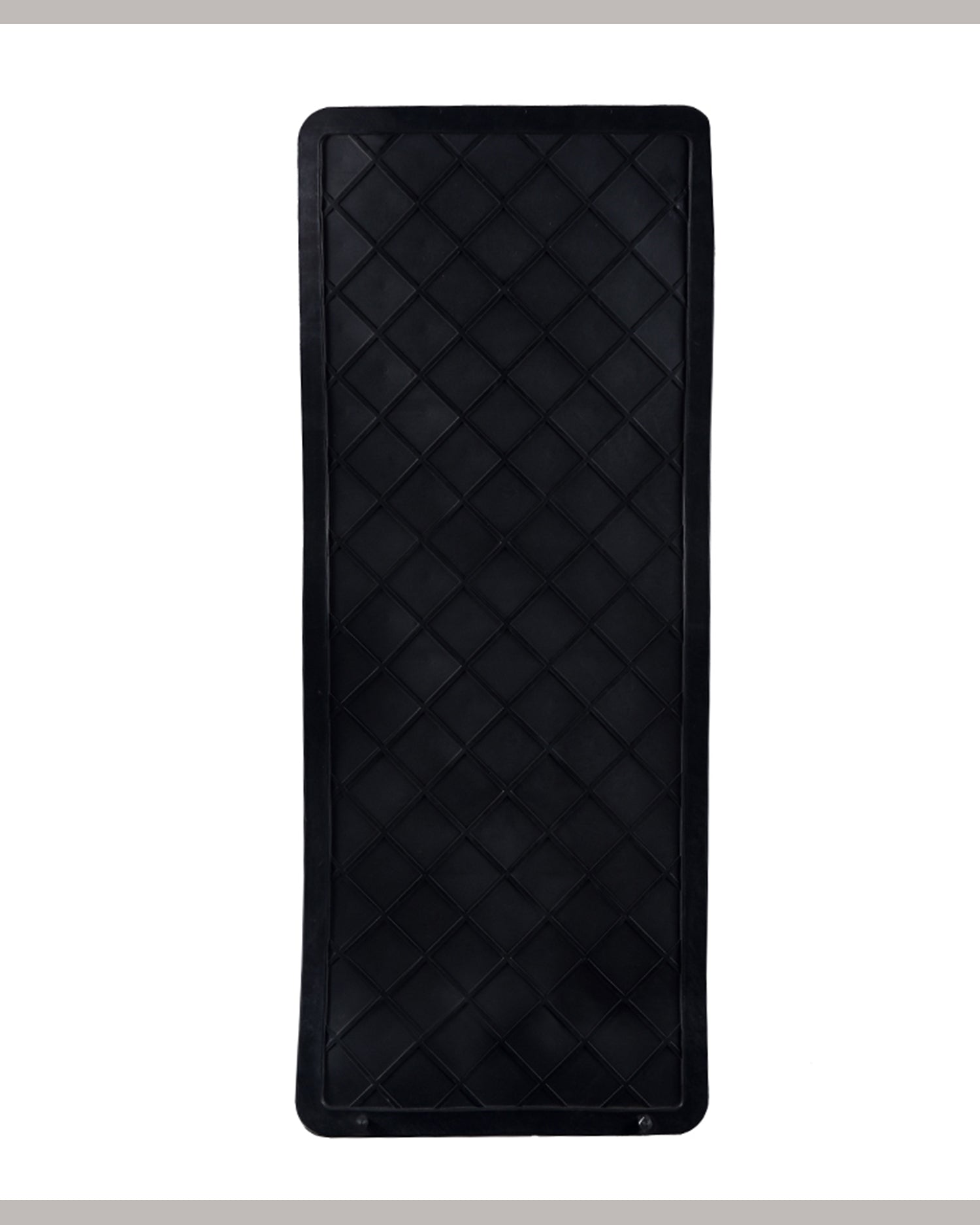 Haseen Universal 999 black PVC car mat – anti-slip rubber backing, stays near pedals