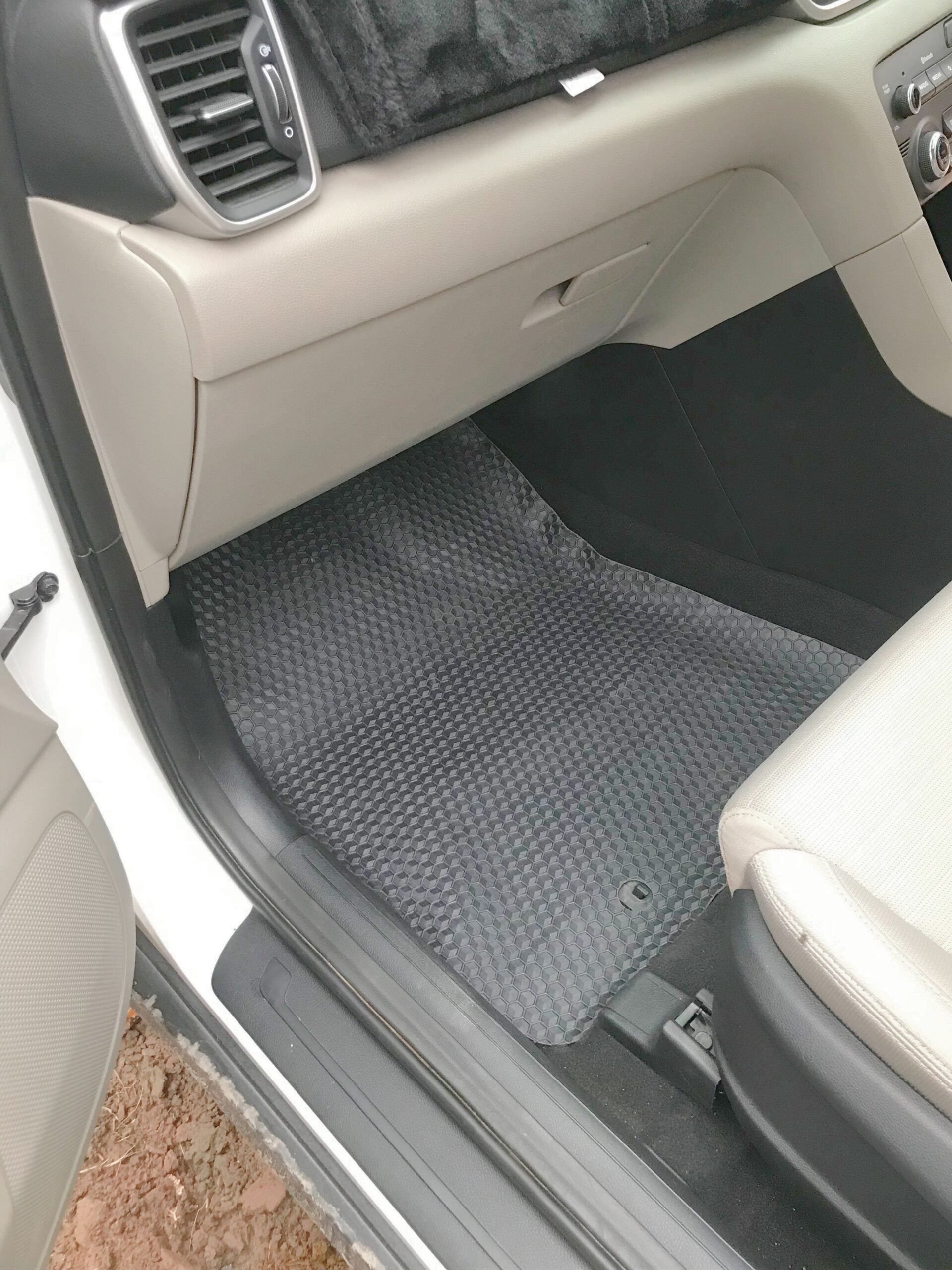 HONEYCOMB CUSTOMIZABLE RUBBER PVC ROLL DIAMOND UNIVERSAL SERIES CAR FLOOR MAT GREY