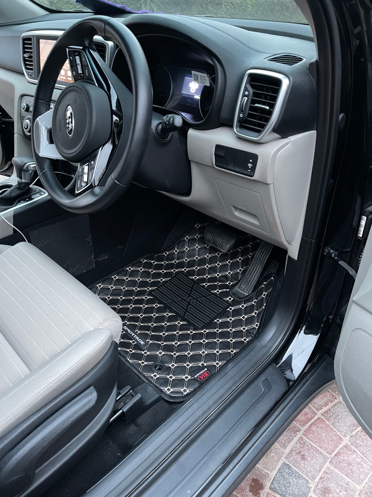 KIA SPORTAGE 2020-PRESENT 7D LUXURY CAR FLOOR MAT