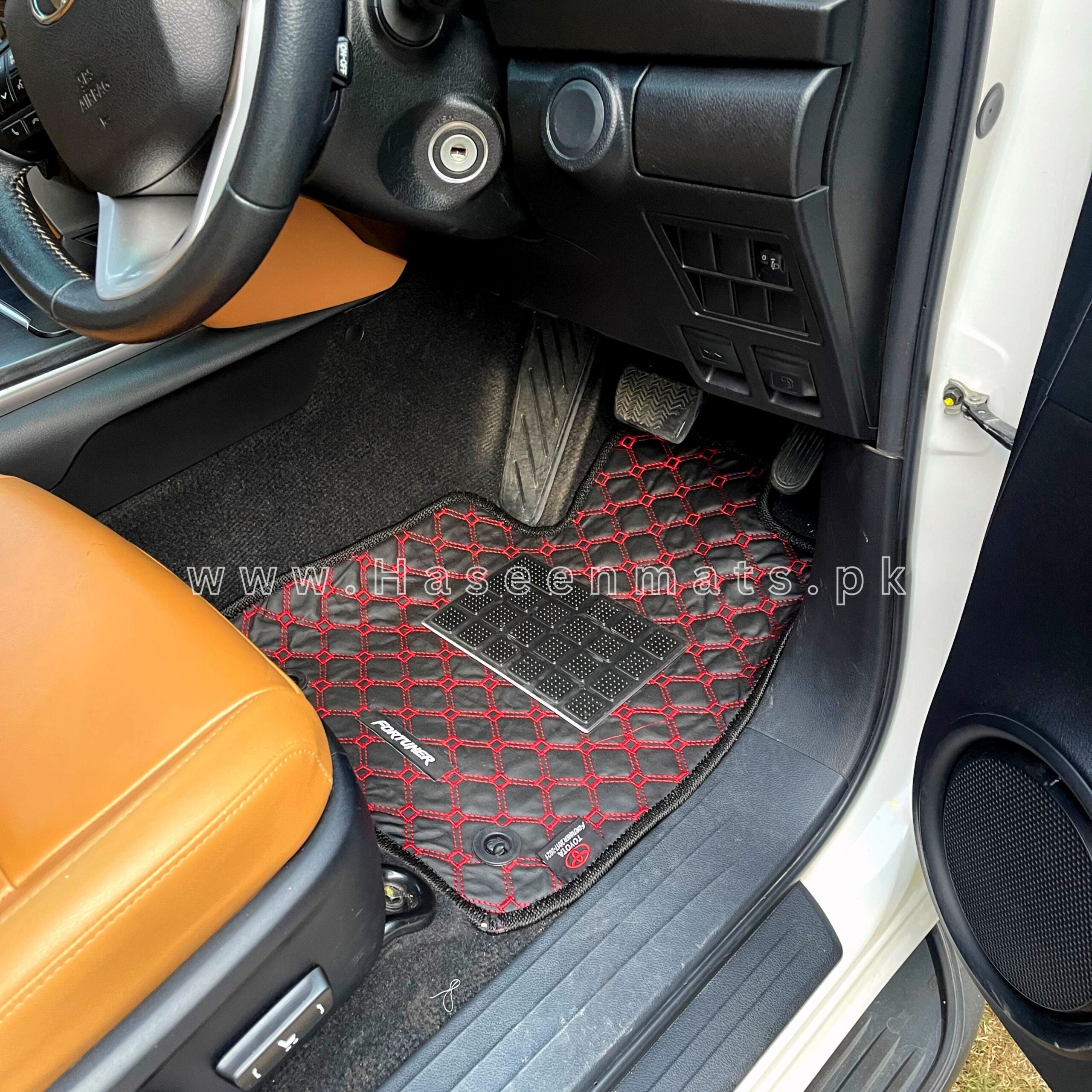 TOYOTA FORTUNER 2014-PRESENT 7D LUXURY CAR FLOOR MAT